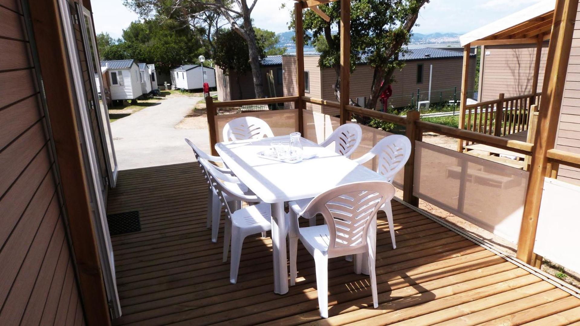 Le Mediterranee Campsite 2*